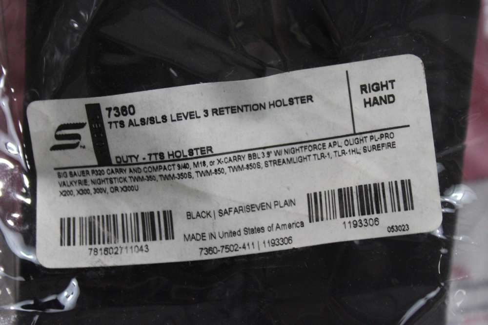 Safariland Holster L3 RH P320 3.9" / Weaponlight 7360-img-1