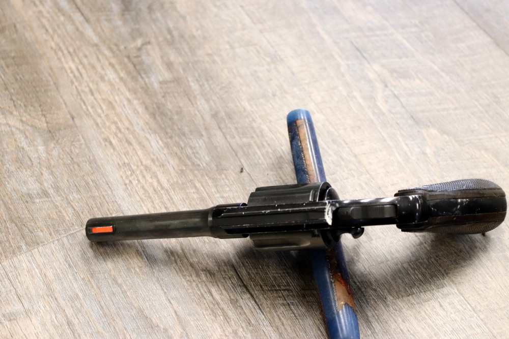 colt cobra revolver .32 cal-img-6
