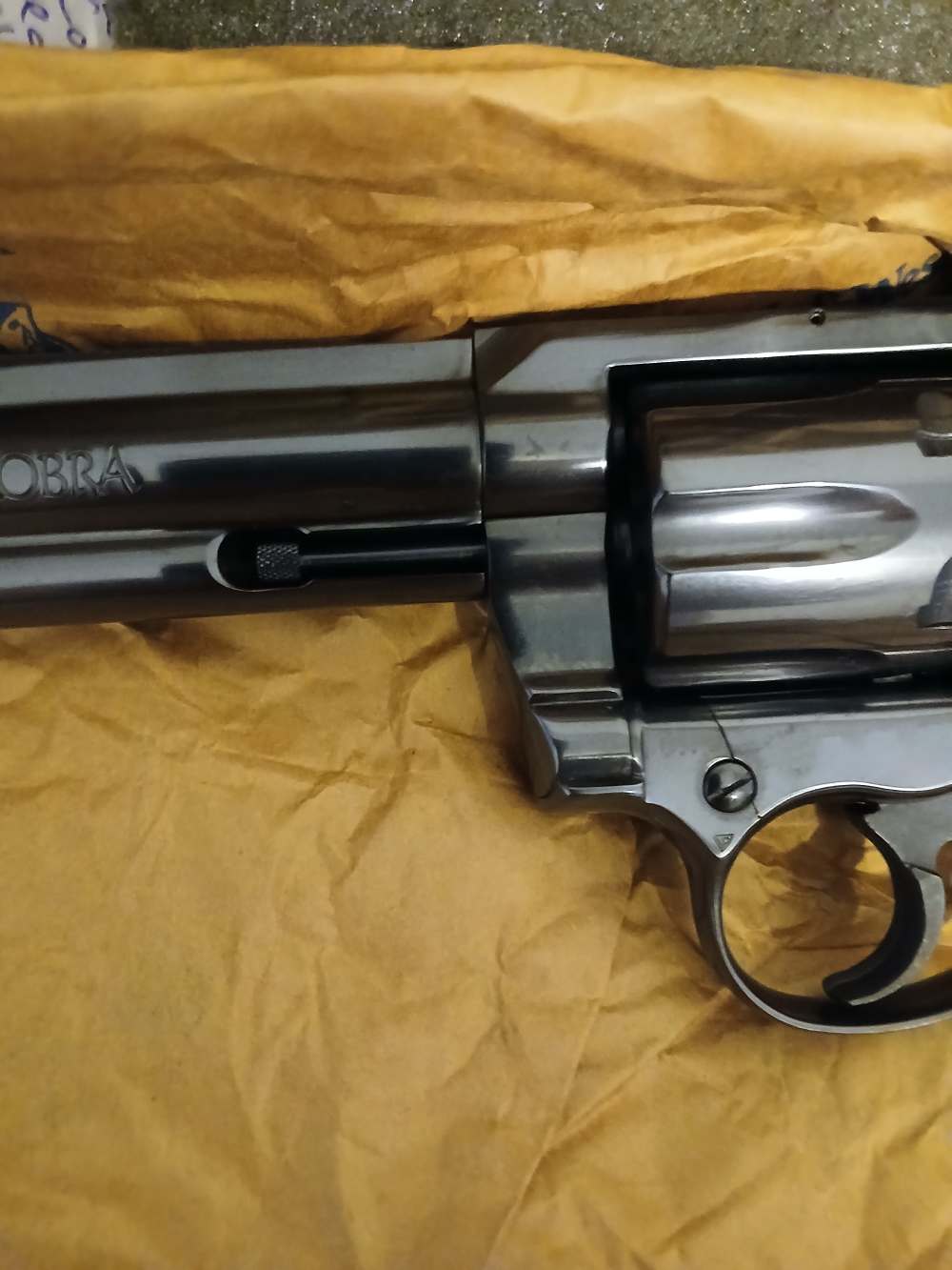Vintage 1990 Blued Colt King Cobra .357 6 inch-img-20