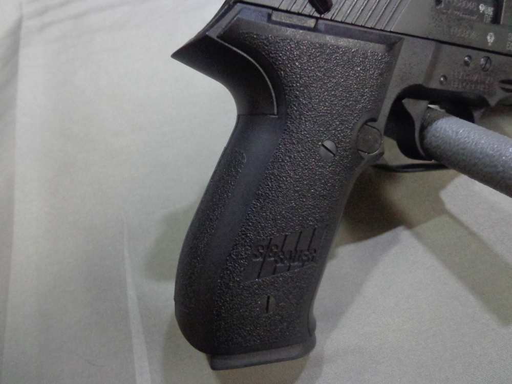 SIG Mosquito, 22LR, Black Nitron - excellent - .01 Start!-img-2