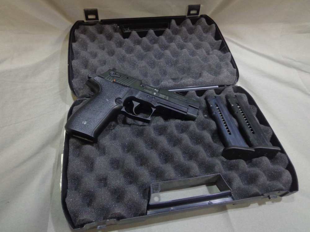 SIG Mosquito, 22LR, Black Nitron - excellent - .01 Start!-img-0