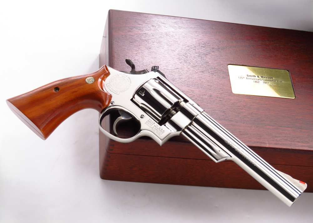 NEVER SEEN IN NICKEL BEFORE - S&W 125TH Anniversary 25-3 45 Colt 1977-img-3