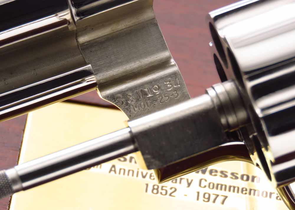 NEVER SEEN IN NICKEL BEFORE - S&W 125TH Anniversary 25-3 45 Colt 1977-img-47