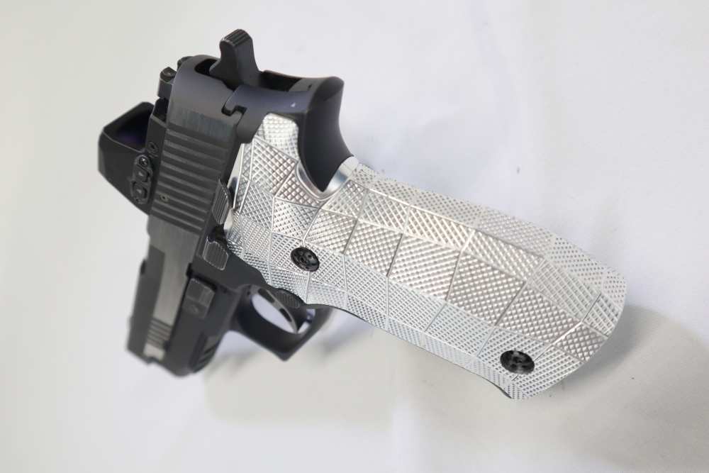Sig Sauer P226 w/ Sig Romeo-X 9mm-img-4