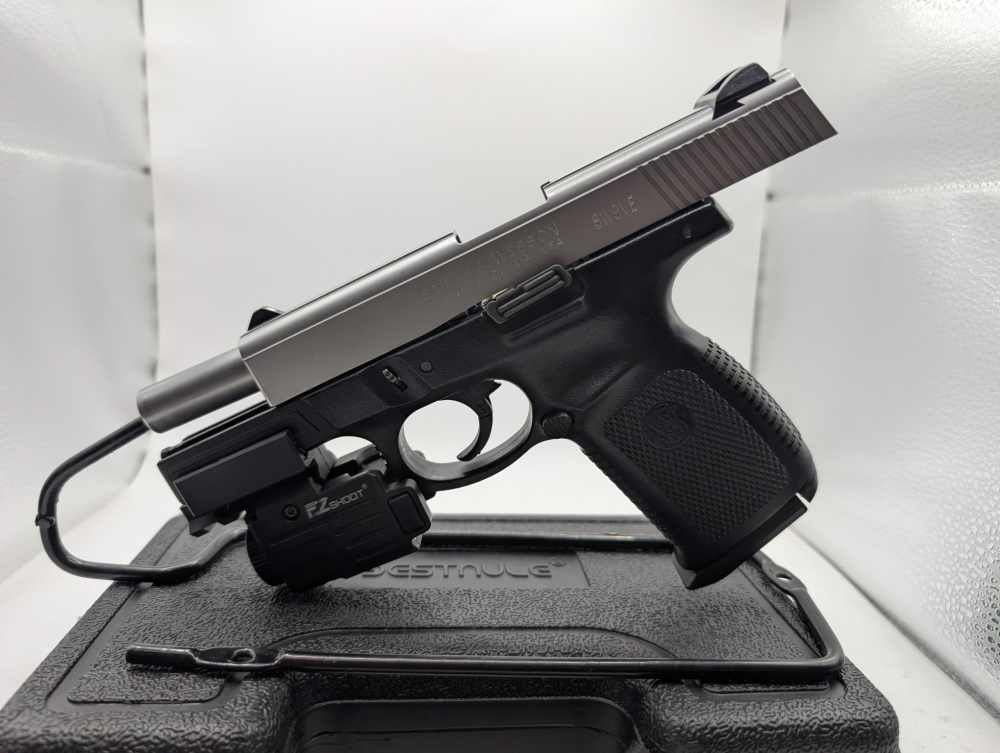 SMITH & WESSON SD9 VE SEMI AUTO 9MM PISTOL EZSHOT LIGHT GOOD SHAPE!-img-3