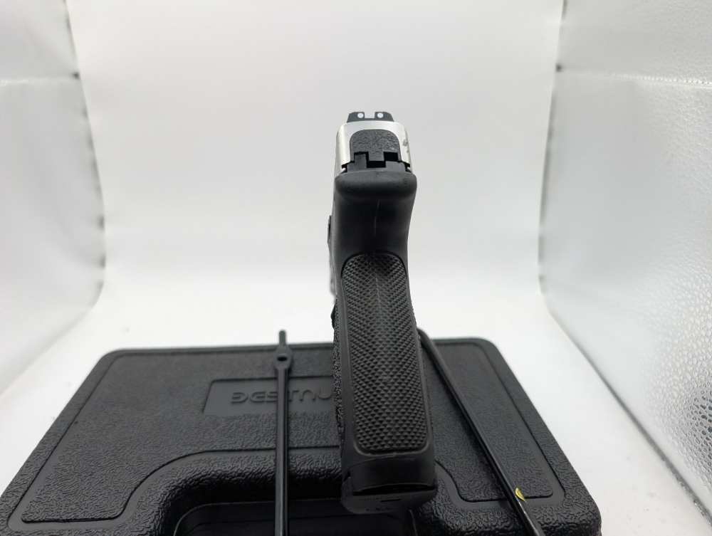 S&W SD9 VE SEMI AUTO 9MM PISTOL USED AND IN GOOD SHAPE!-img-3