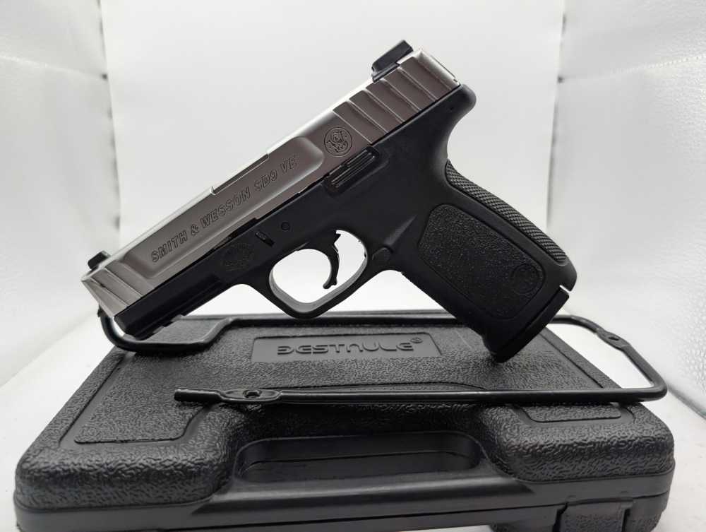 S&W SD9 VE SEMI AUTO 9MM PISTOL USED AND IN GOOD SHAPE!-img-0