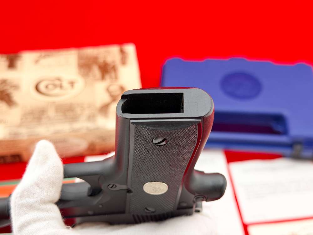 STUNNING 1995 Colt Government Pocketlite .380 ACP 3.25" Blued w/ Box-img-20