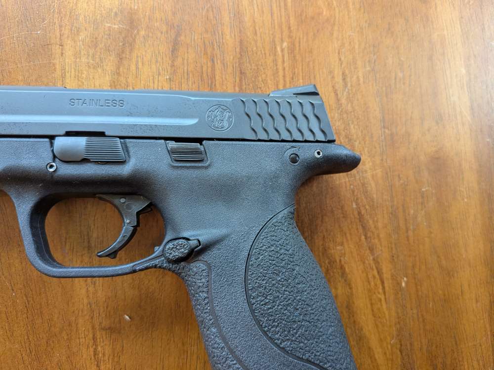 Smith & Wesson M&P40 First Generation - .40 S&W - Complete Package-img-4