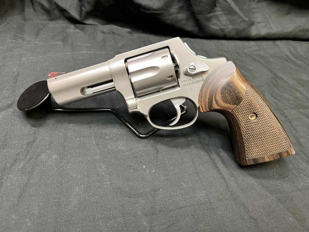Taurus 856 Executive Grade .38spl 3" Stainless Steel Revolver 38 SPL-img-1