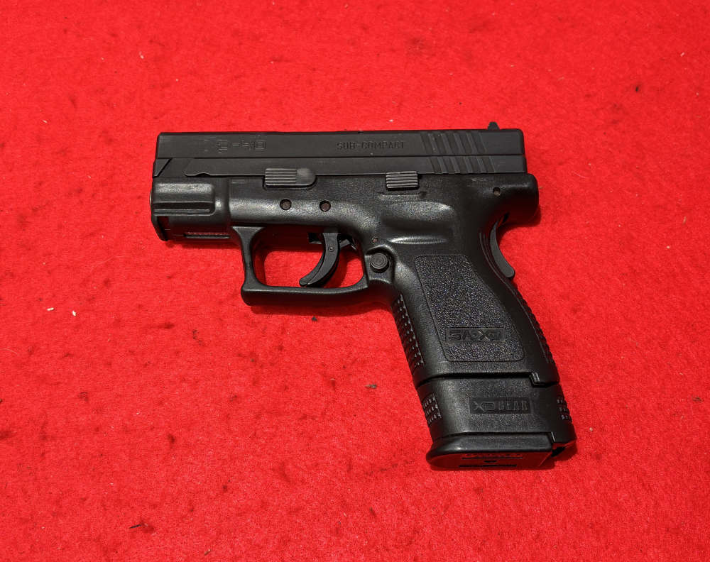 Springfield Armory XD-40 SC HC 40S&W 3" 2x Mags Box Used-img-1