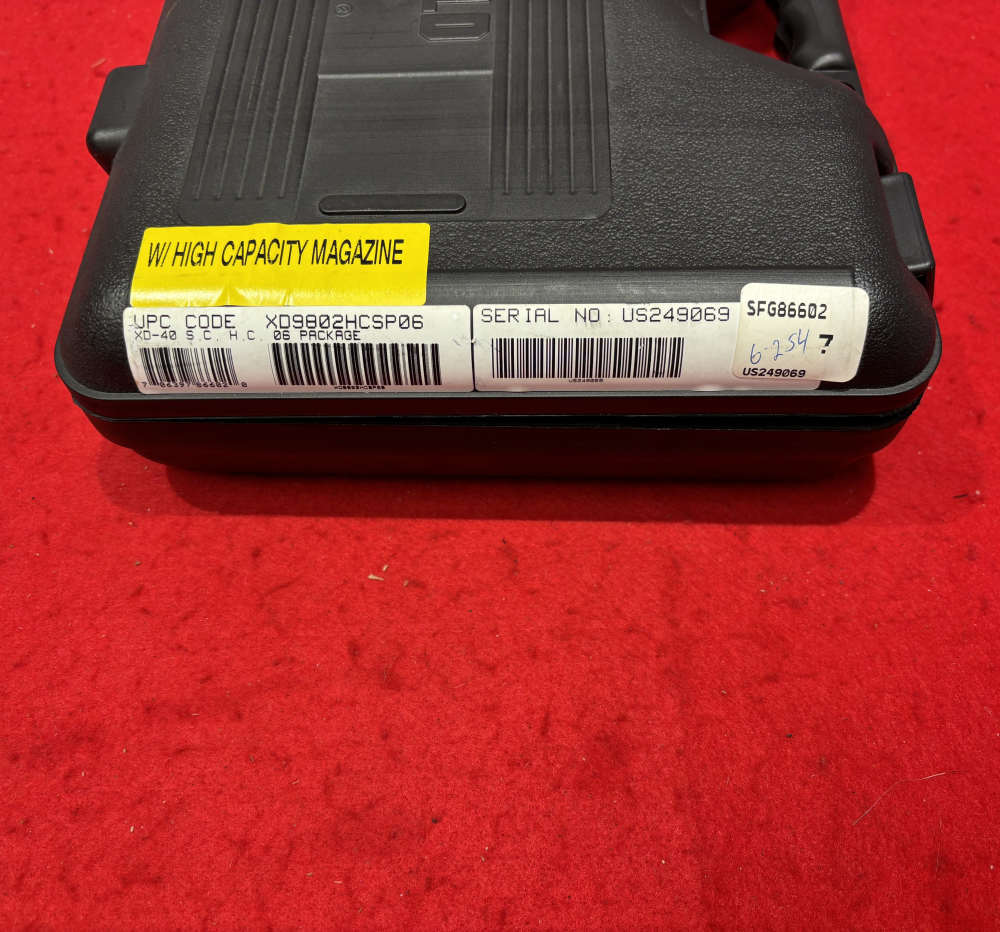 Springfield Armory XD-40 SC HC 40S&W 3" 2x Mags Box Used-img-7