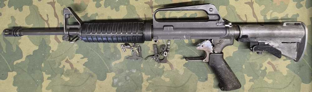 Colt all original 14.5" CAR-15 M16A1 complete kit GWOT Blackhawk Down -img-1