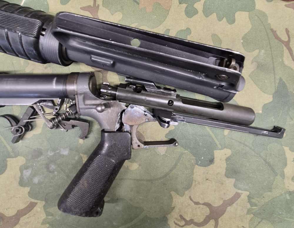 Colt all original 14.5" CAR-15 M16A1 complete kit GWOT Blackhawk Down -img-2