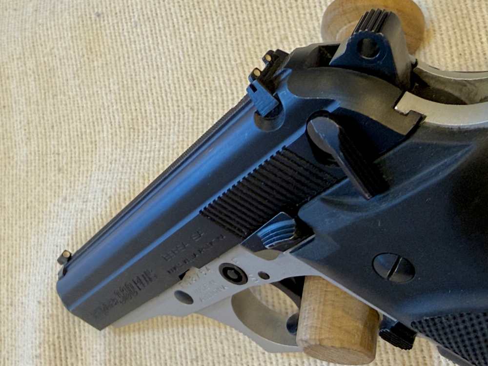 Bersa Thunder 380 Plus .. orig box, 3-15rnd mags & mag holder.. LIKE NEW!!-img-17