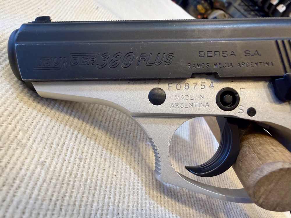 Bersa Thunder 380 Plus .. orig box, 3-15rnd mags & mag holder.. LIKE NEW!!-img-5