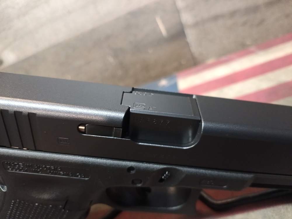 LOOK! GREAT CONDITION GLOCK 19 GEN 4 9mm w/Mag 15+1! PENNY START NR!-img-11