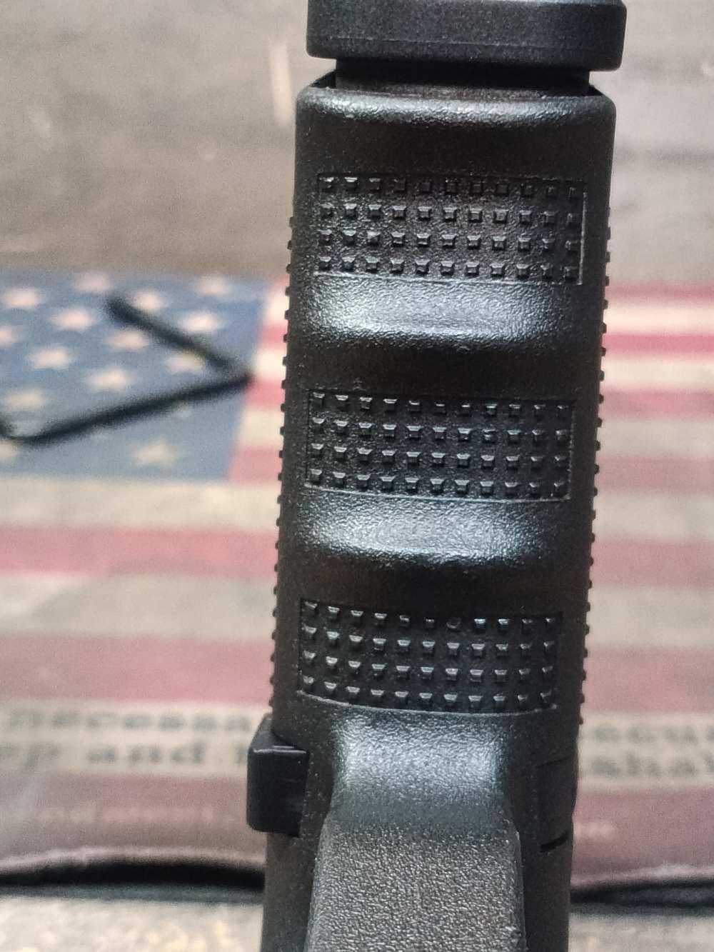 LOOK! GREAT CONDITION GLOCK 19 GEN 4 9mm w/Mag 15+1! PENNY START NR!-img-35