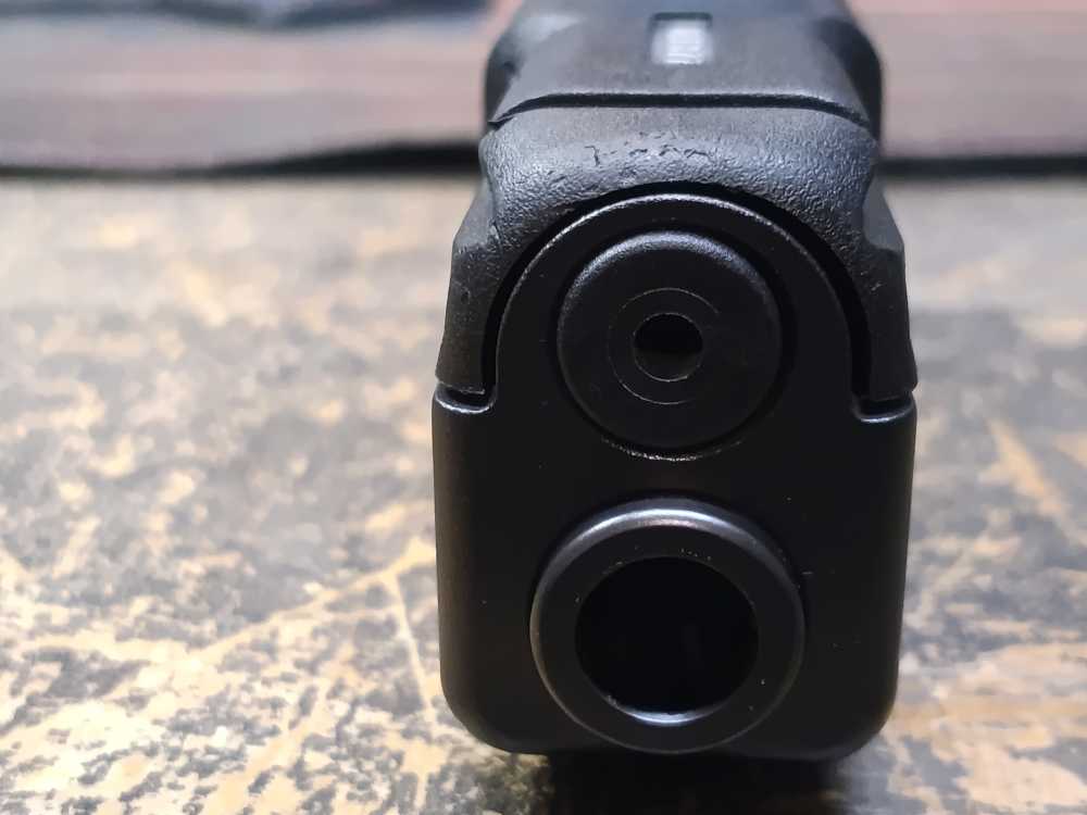 LOOK! GREAT CONDITION GLOCK 19 GEN 4 9mm w/Mag 15+1! PENNY START NR!-img-32