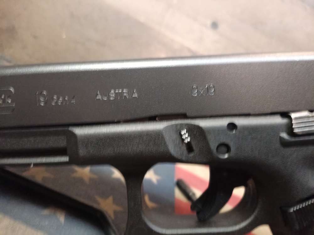 LOOK! GREAT CONDITION GLOCK 19 GEN 4 9mm w/Mag 15+1! PENNY START NR!-img-30