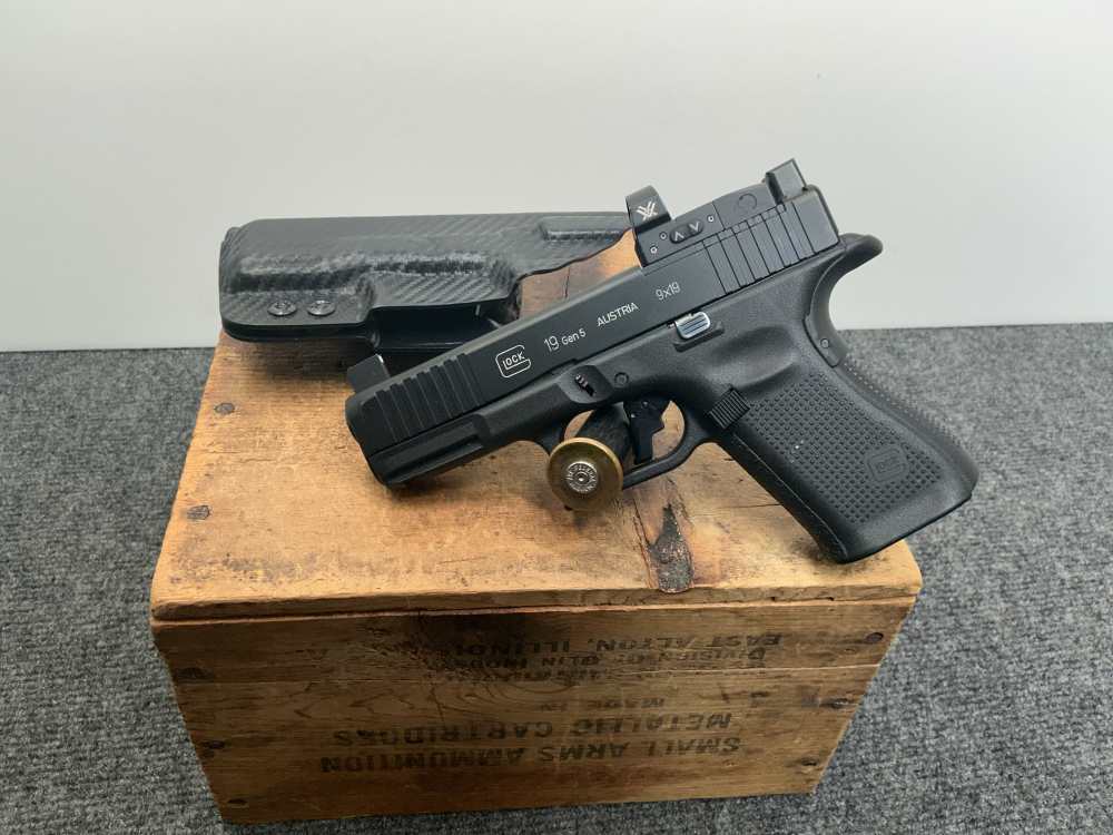 Glock 19 9mm with Vortex Venom Optic – 95% *PENNY*-img-2