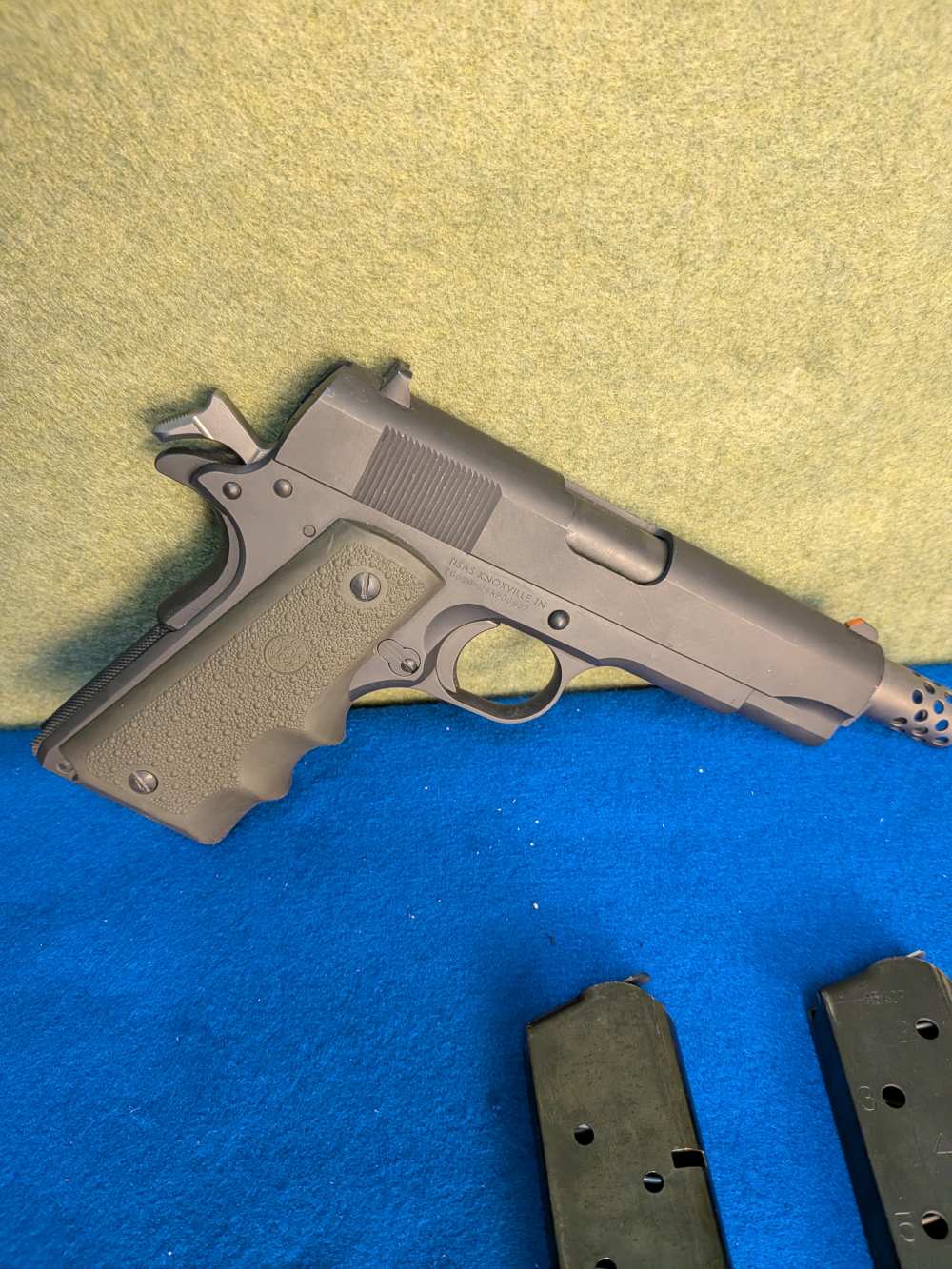 Tisas 1911 A1 Tank Commander 4" Barrel Comp 1X 7RDS 2x 10RDS 2x 20RDS Mags-img-4