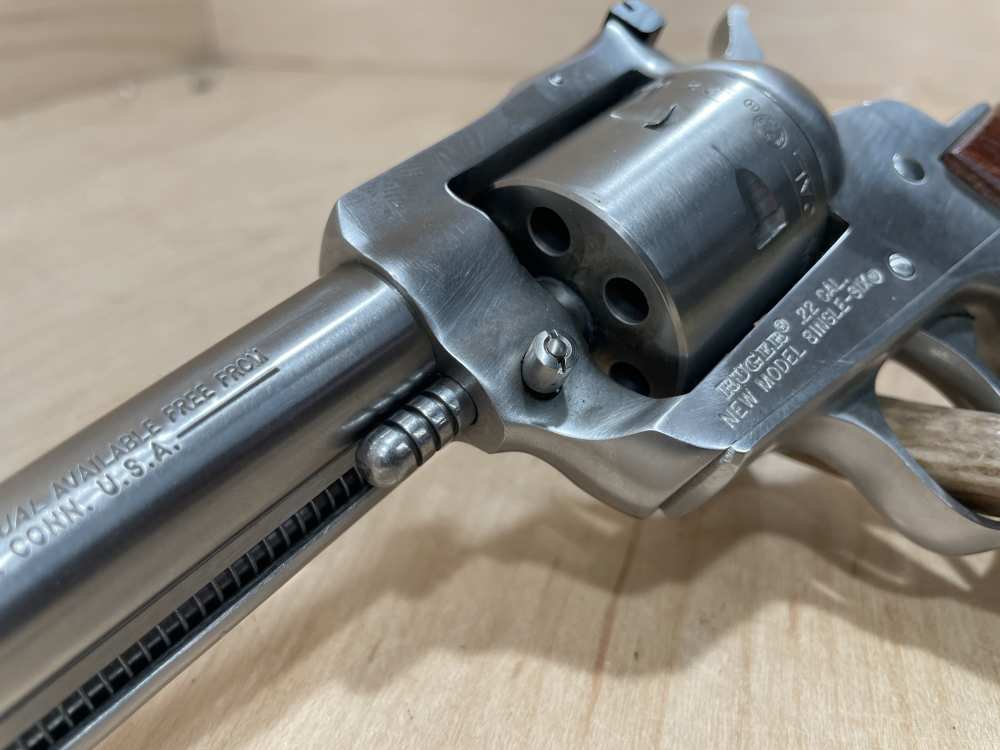 **EXCELLENT** RUGER SINGLE SIX, 22 WMR, 5 1/2" BBL., STAINLESS STEEL -img-11