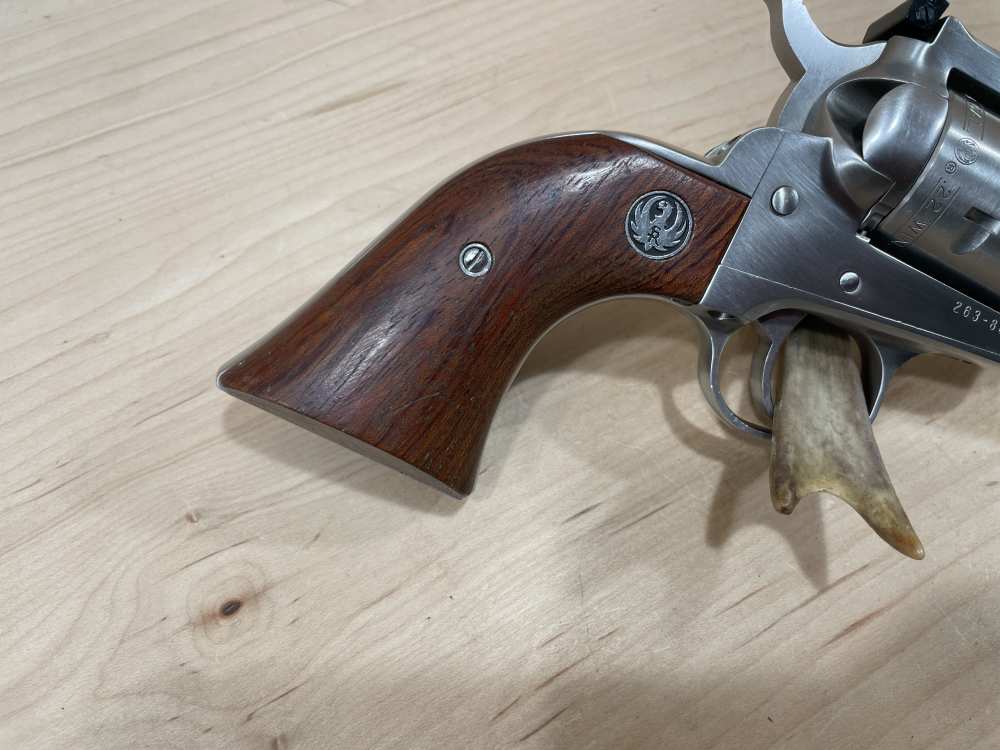 **EXCELLENT** RUGER SINGLE SIX, 22 WMR, 5 1/2" BBL., STAINLESS STEEL -img-14