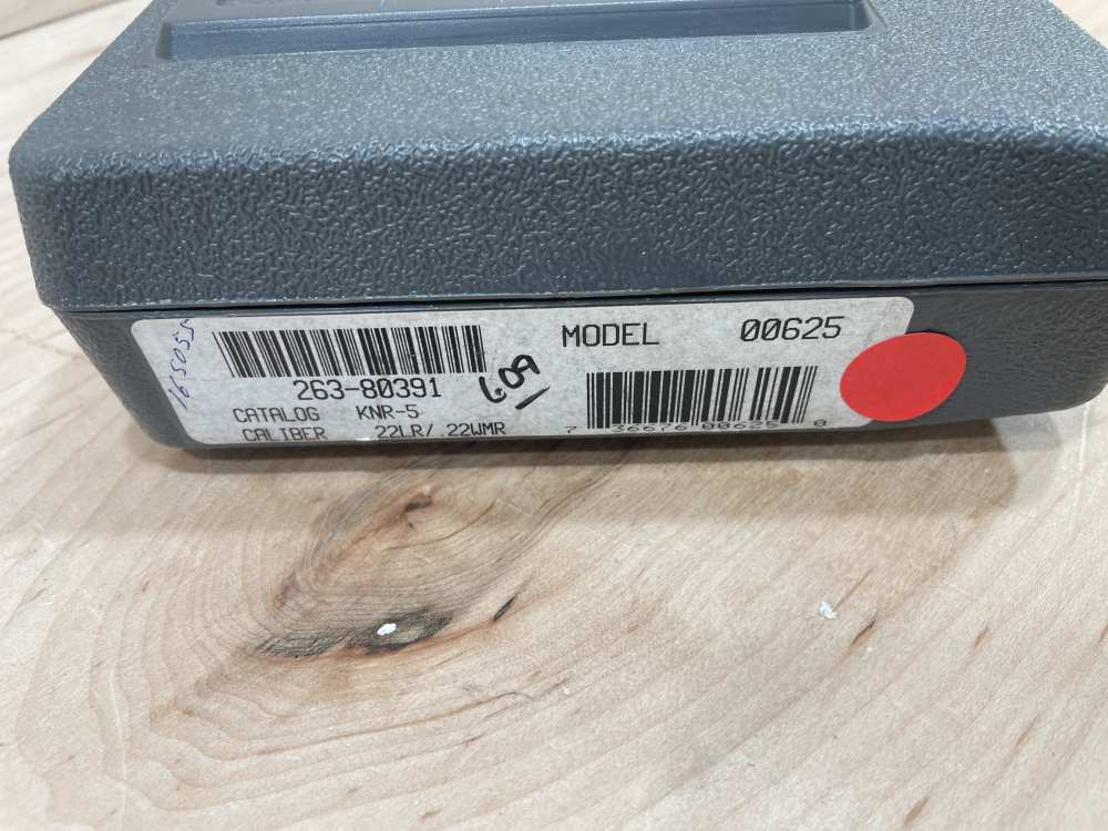 **EXCELLENT** RUGER SINGLE SIX, 22 WMR, 5 1/2" BBL., STAINLESS STEEL -img-4