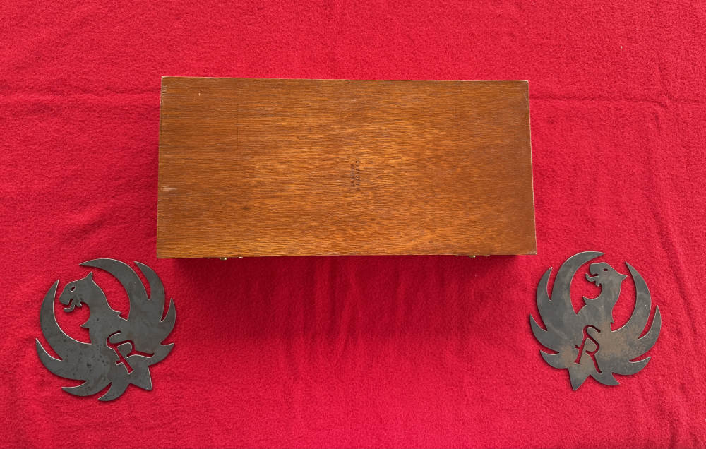 Super Redhawk Wooden Ruger Presentation Box .44 magnum-img-8