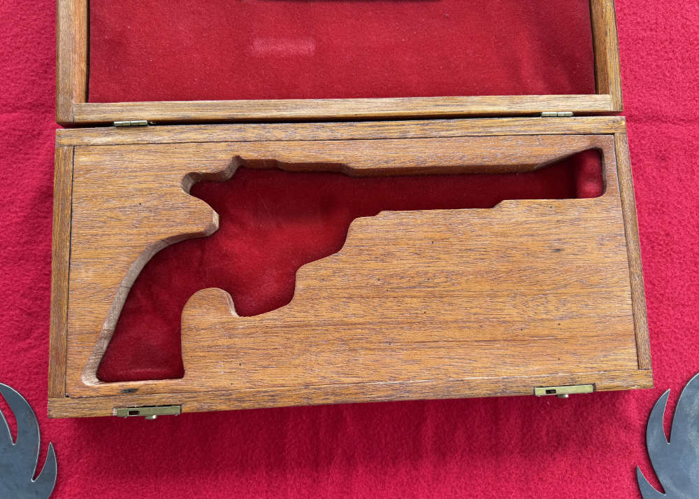 Super Redhawk Wooden Ruger Presentation Box .44 magnum-img-1
