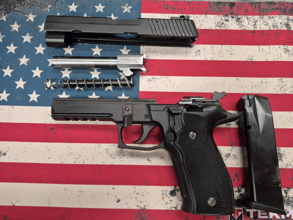PENNY! GERMAN SIG CUSTOM SHOP SIG SAUER P226 LDC II IN BOX PAPERS VERY RARE-img-18