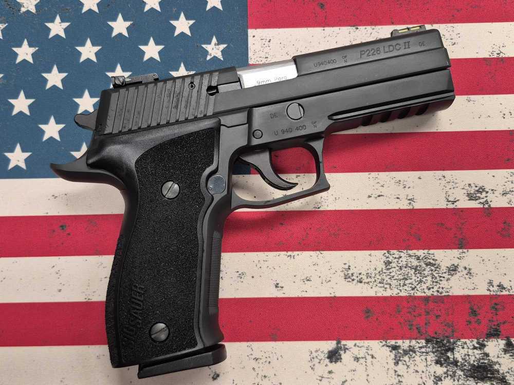 PENNY! GERMAN SIG CUSTOM SHOP SIG SAUER P226 LDC II IN BOX PAPERS VERY RARE-img-2