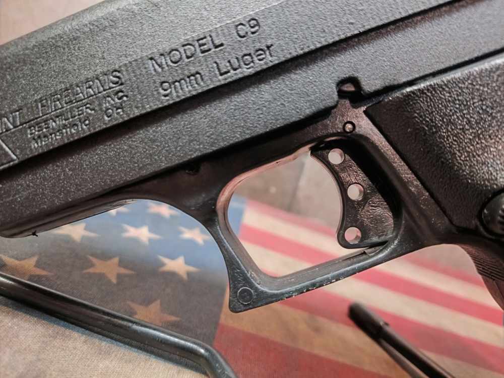 LOOK! EXCEL. COND. HI POINT C9 9mm 3.5"Brl w/3Mags&Holster 10+1 PENNY NR!-img-29