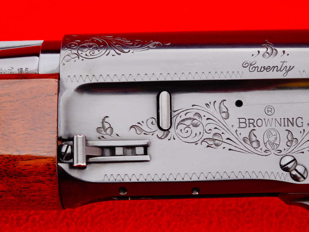 1969 Belgian Browning A5 Auto-5 Light Twenty 20 GA 25.5" - FACTORY ENGRAVED-img-12