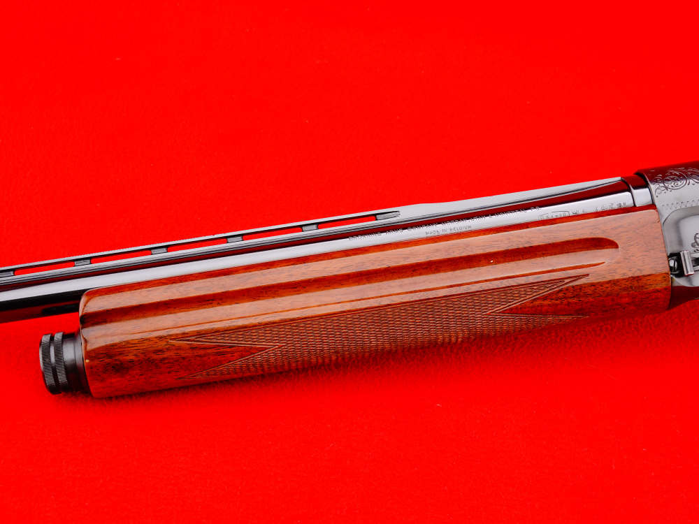 1969 Belgian Browning A5 Auto-5 Light Twenty 20 GA 25.5" - FACTORY ENGRAVED-img-8