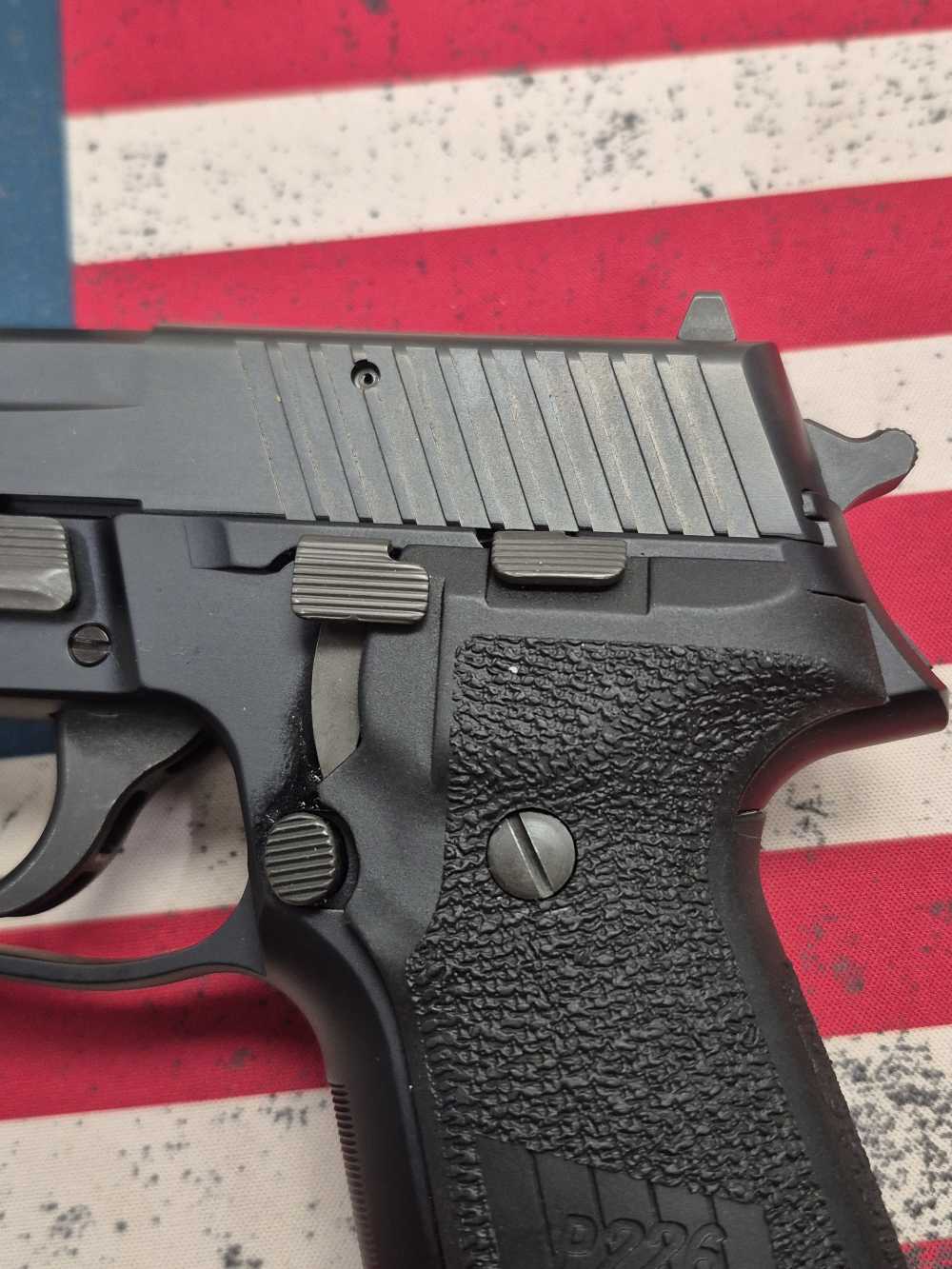 PENNY! LNIB SIG SAUER CUSTOM SHOP P226 AL SO GERMAN MADE BOX PAPERS 2 MAGS-img-6