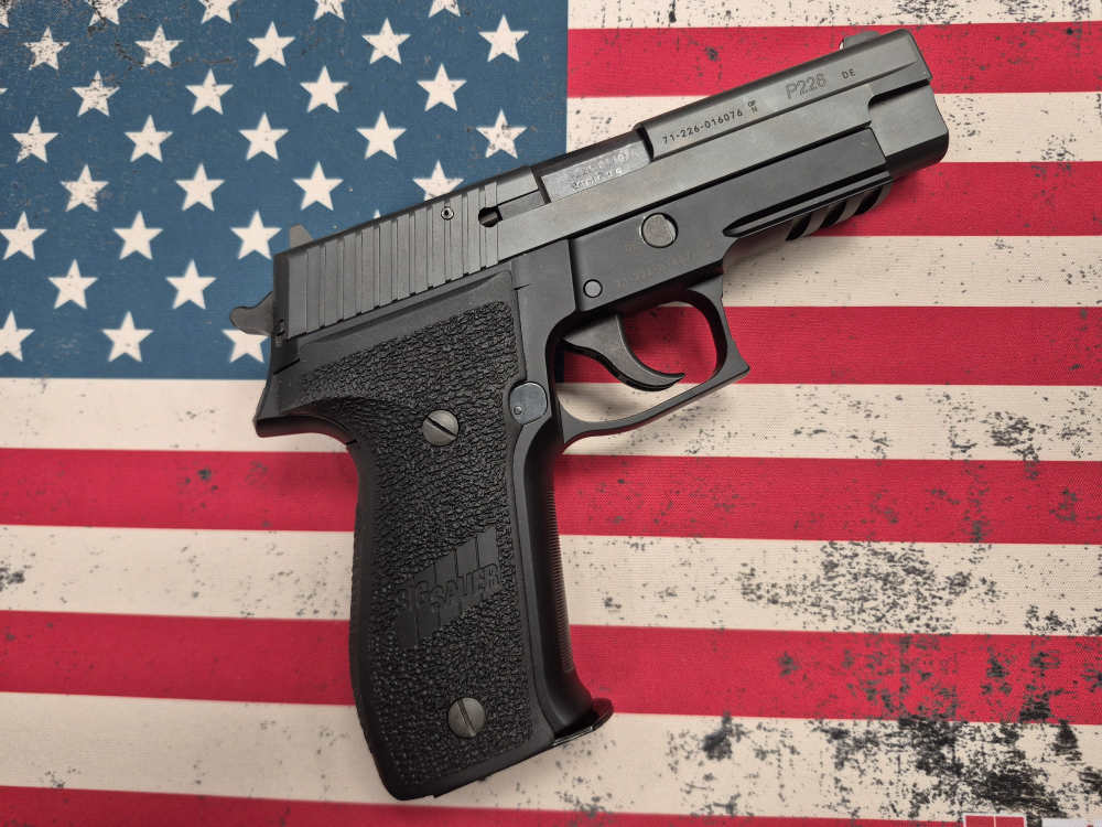 PENNY! LNIB SIG SAUER CUSTOM SHOP P226 AL SO GERMAN MADE BOX PAPERS 2 MAGS-img-3