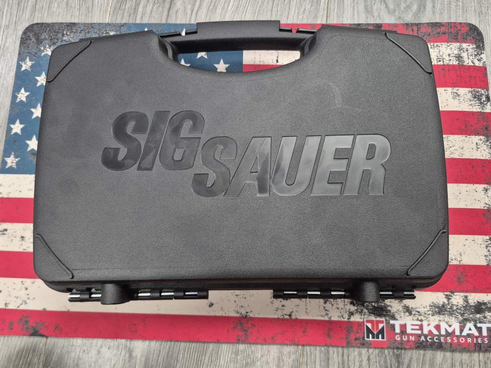 PENNY! LNIB SIG SAUER CUSTOM SHOP P226 AL SO GERMAN MADE BOX PAPERS 2 MAGS-img-33