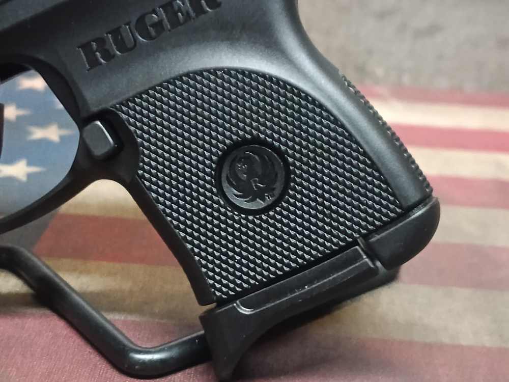 LOOK GREAT CONDITION Ruger LCP 2.75"Brl .380Acp w/Mag 6+1 PENNY START NR!-img-8