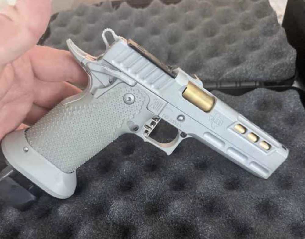 STI DVC optic ready and custom grips 9mm -img-0