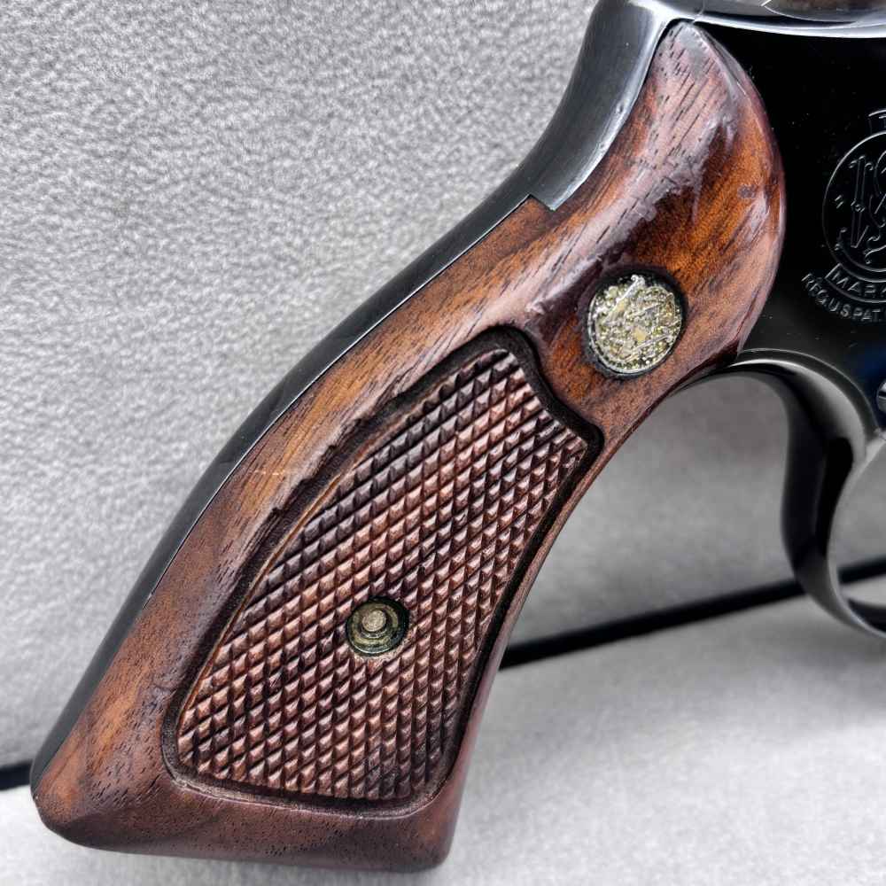 Smith & Wesson 10-5 38 spl -img-1