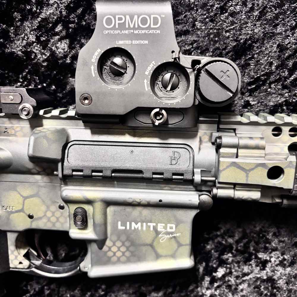 Daniel Defense DDM4V9 Crocodile limited series 16” WITH OPMOD EOTECH -img-3