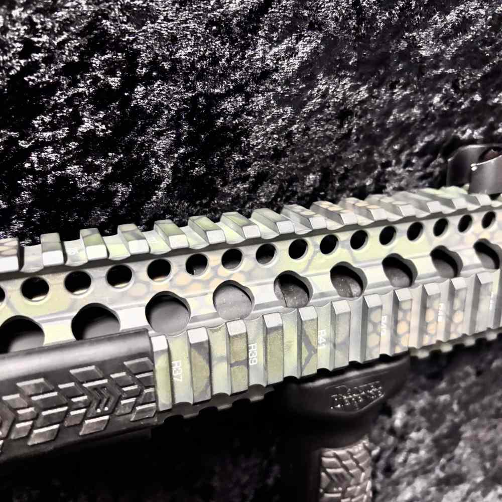 Daniel Defense DDM4V9 Crocodile limited series 16” WITH OPMOD EOTECH -img-7