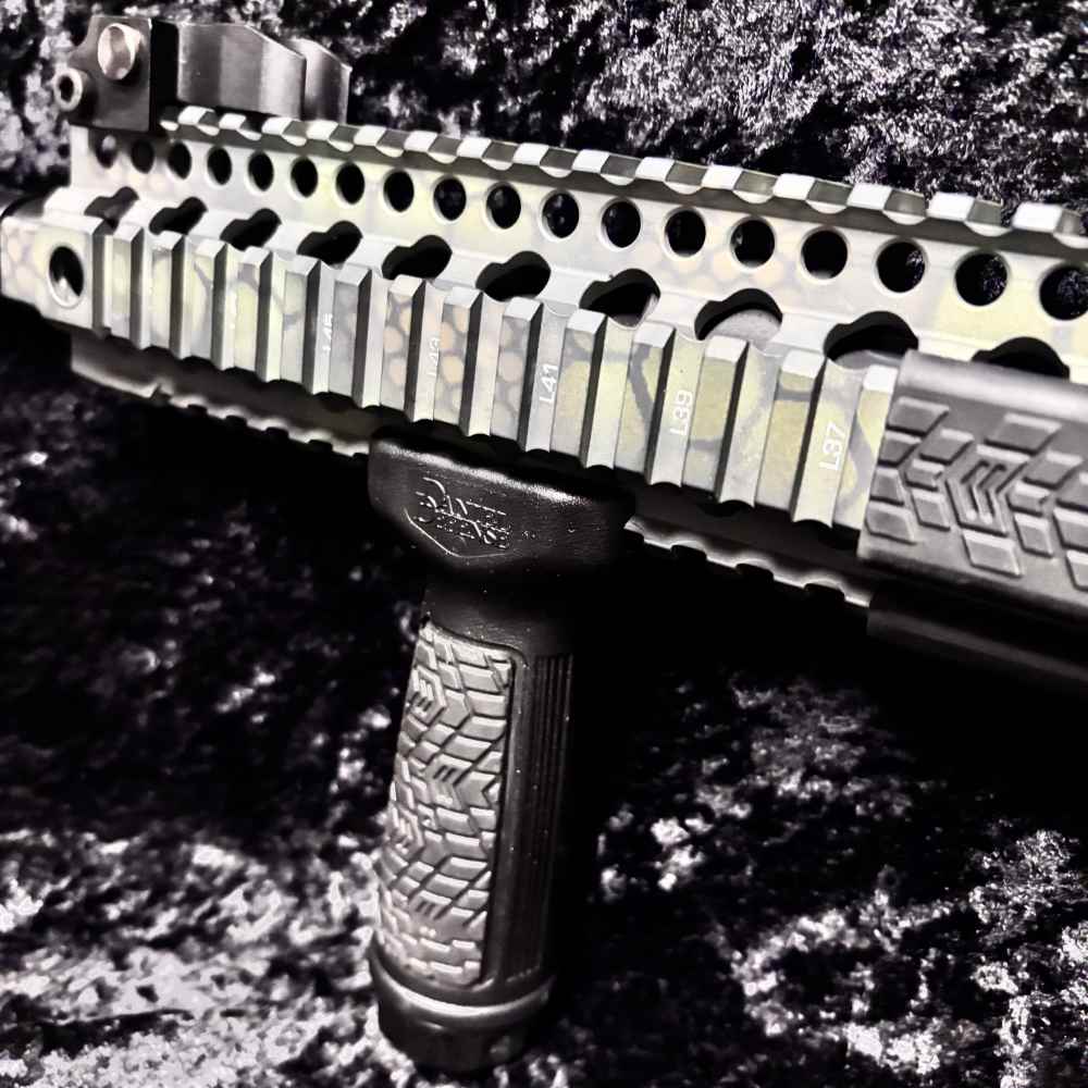 Daniel Defense DDM4V9 Crocodile limited series 16” WITH OPMOD EOTECH -img-18