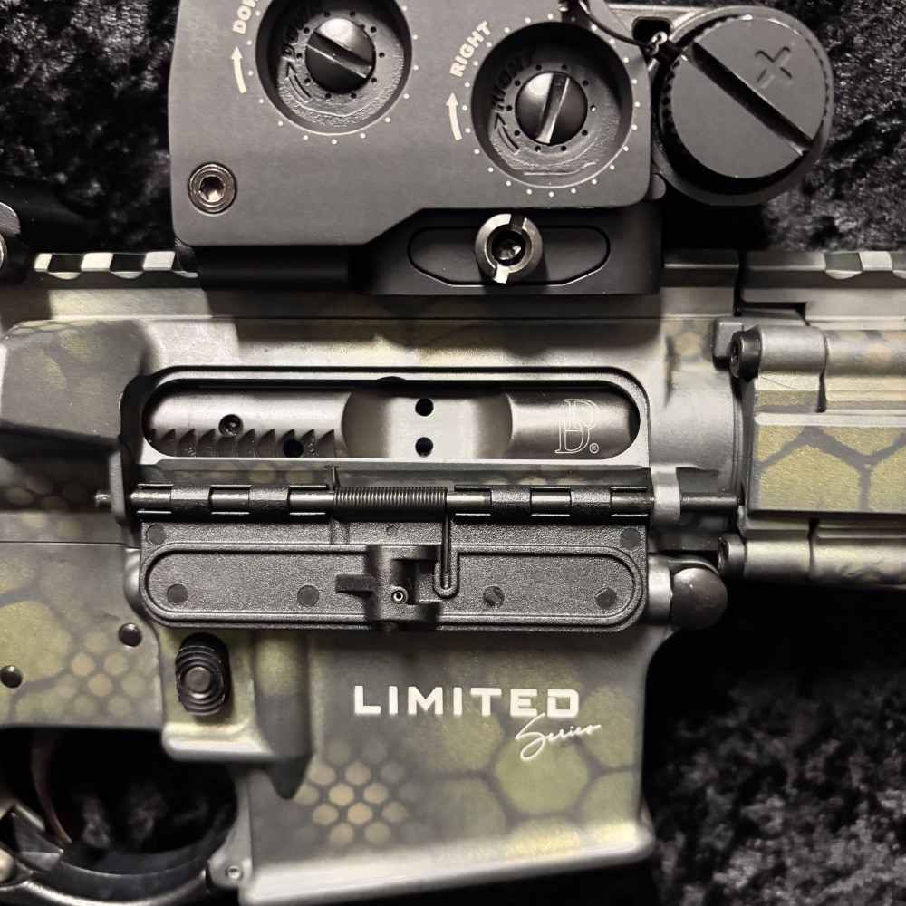 Daniel Defense DDM4V9 Crocodile limited series 16” WITH OPMOD EOTECH -img-4