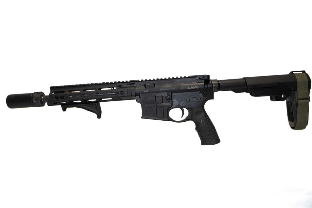 Daniel Defense DDM4 V7 P w/ Law Tactical and Surefire Warden-img-0