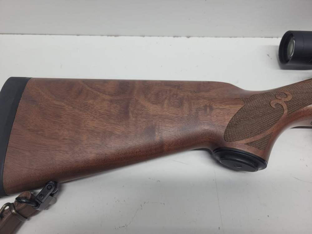 WINCHESTER MODEL 70 CLASSIC RIFLE-img-5