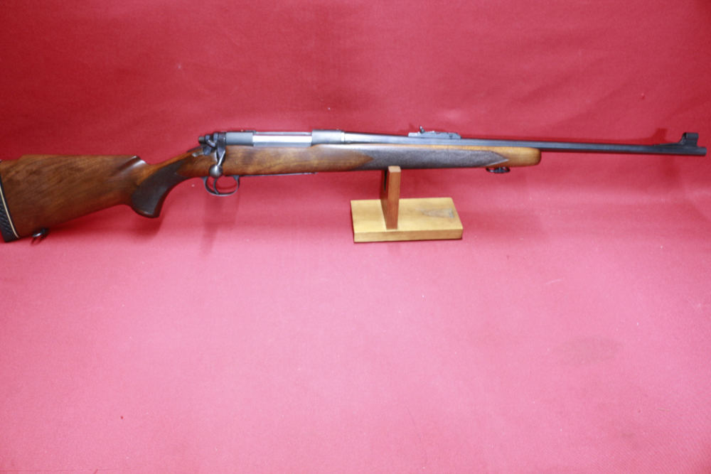 Remington model 725 Cal 30 06 in Excellent Condition-img-25