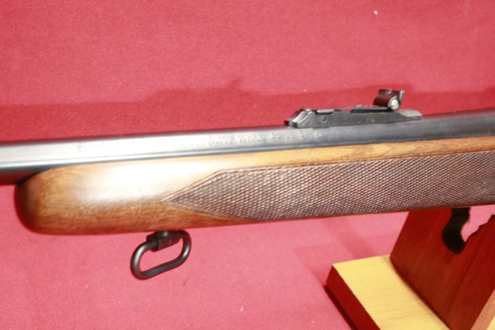 Remington model 725 Cal 30 06 in Excellent Condition-img-15
